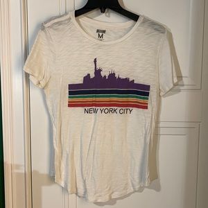 American Eagle NYC tailgate tee